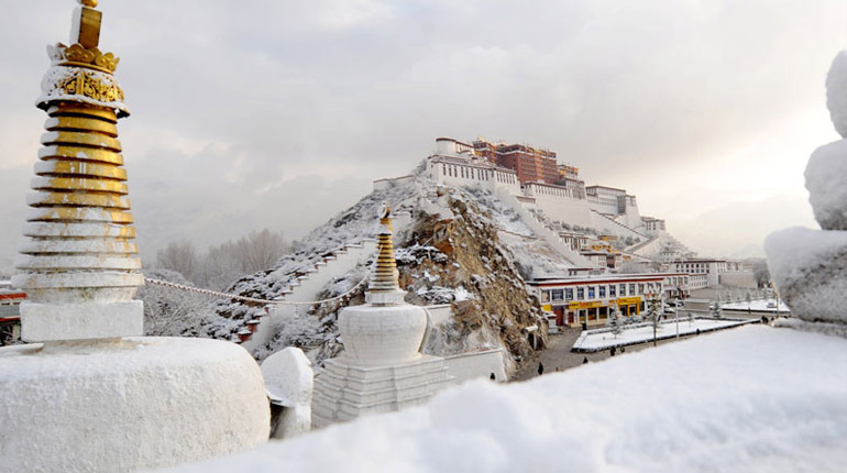 Tibet Weather in January: Temperature, Clothes, and Winter Travel Guide Tibet Weather in January: Temperature, Clothes, and Winter Travel Guide